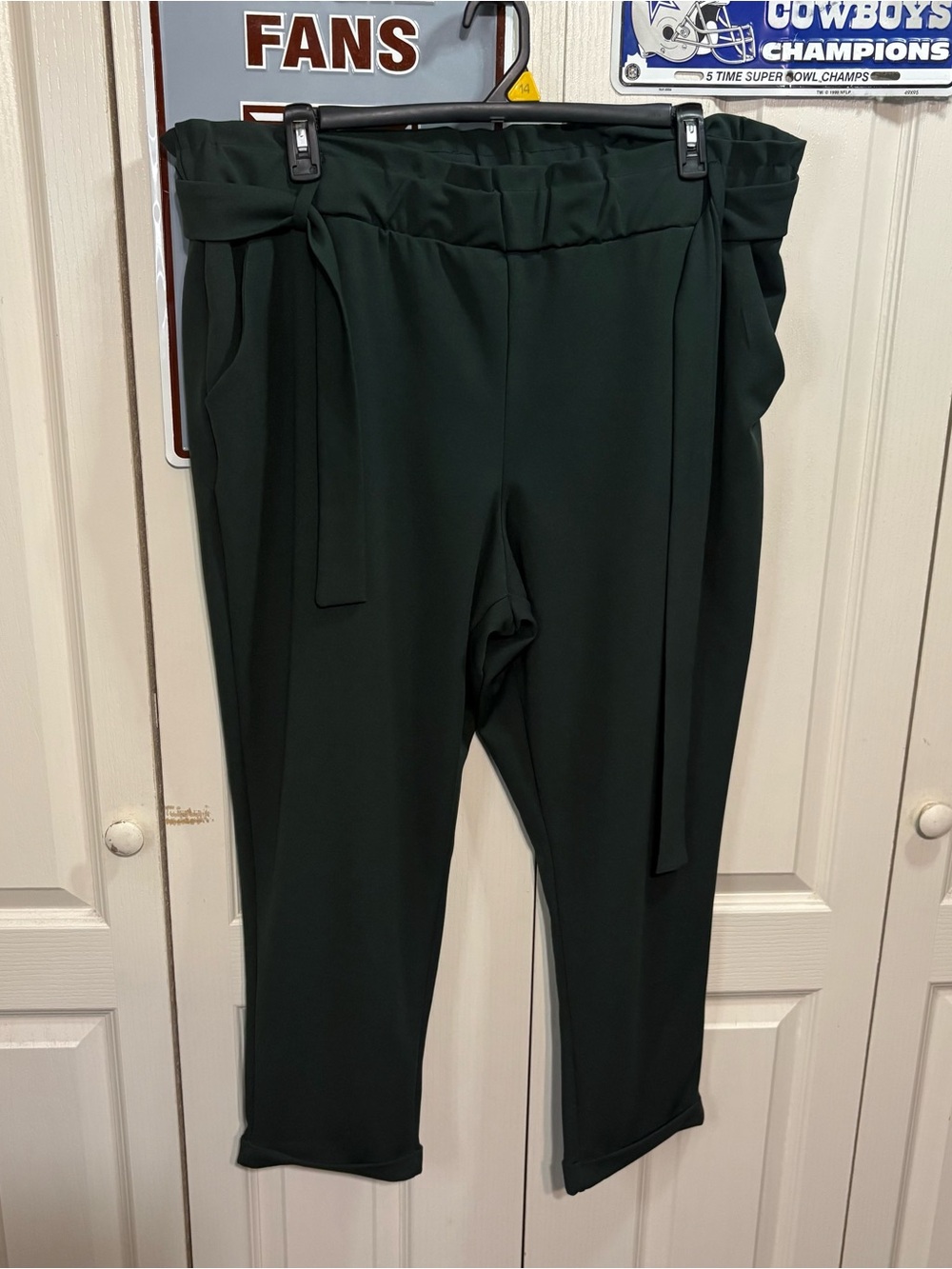 Maurices High-Rise Paperbag Waist Trousers in Dark Green